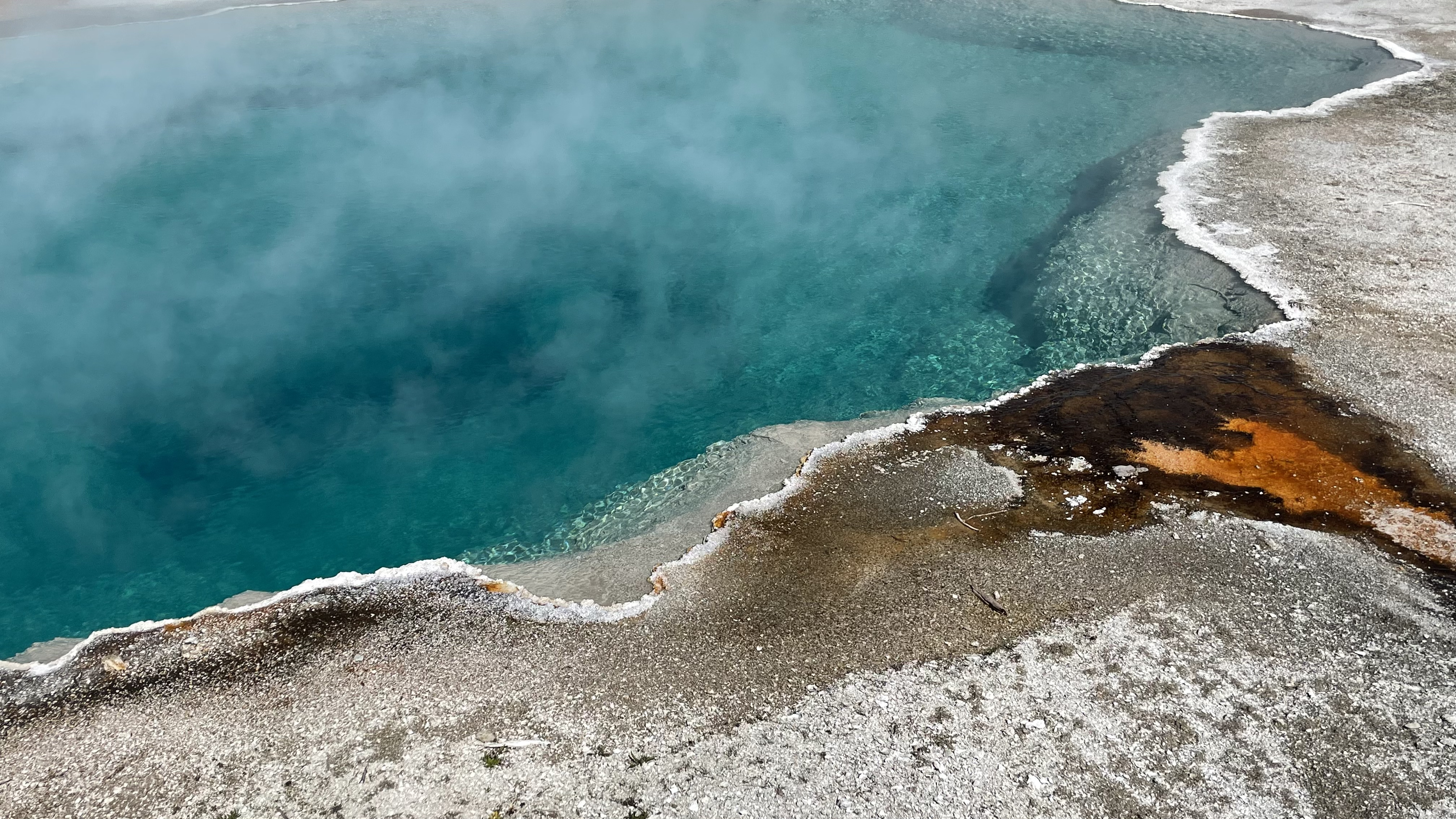 yellowstone.jpg
